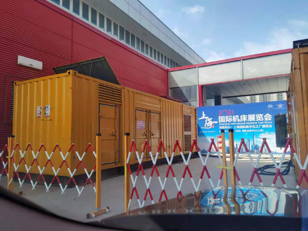 南江发电车出租-发电机无电压或电压太低怎么办？