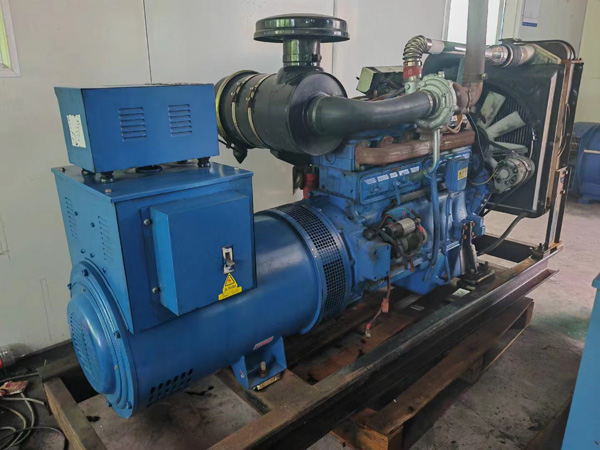 南江100kW柴油发电机组使用多级机油有哪些优缺点？